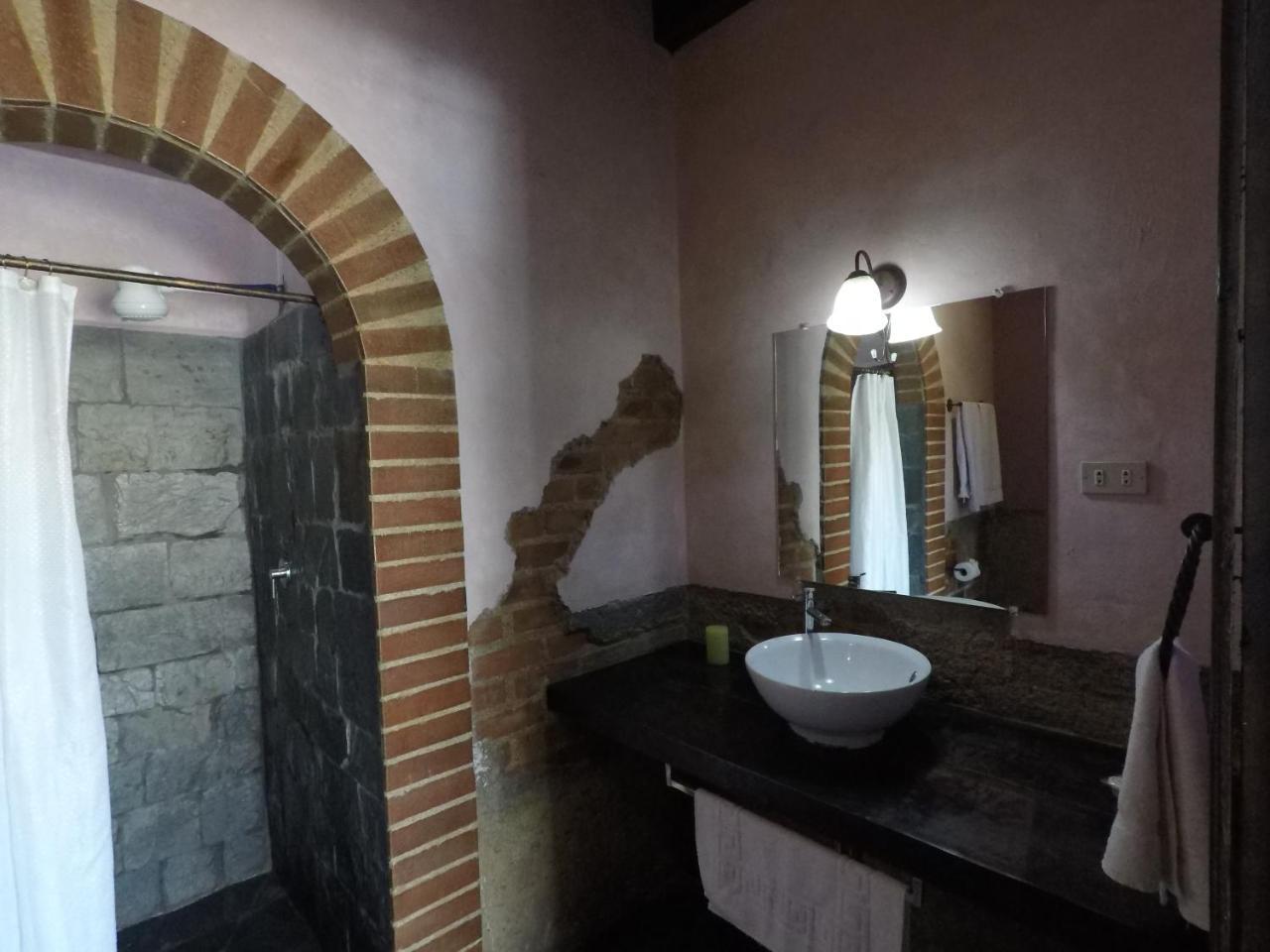Hotel Monasterio Антигуа-Гватемала Экстерьер фото