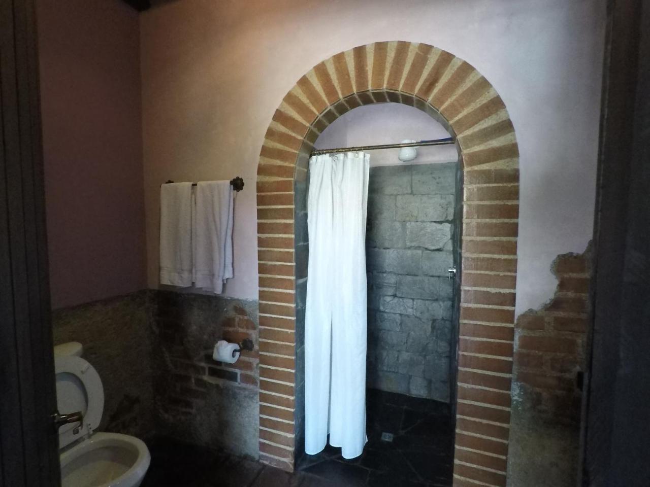 Hotel Monasterio Антигуа-Гватемала Экстерьер фото