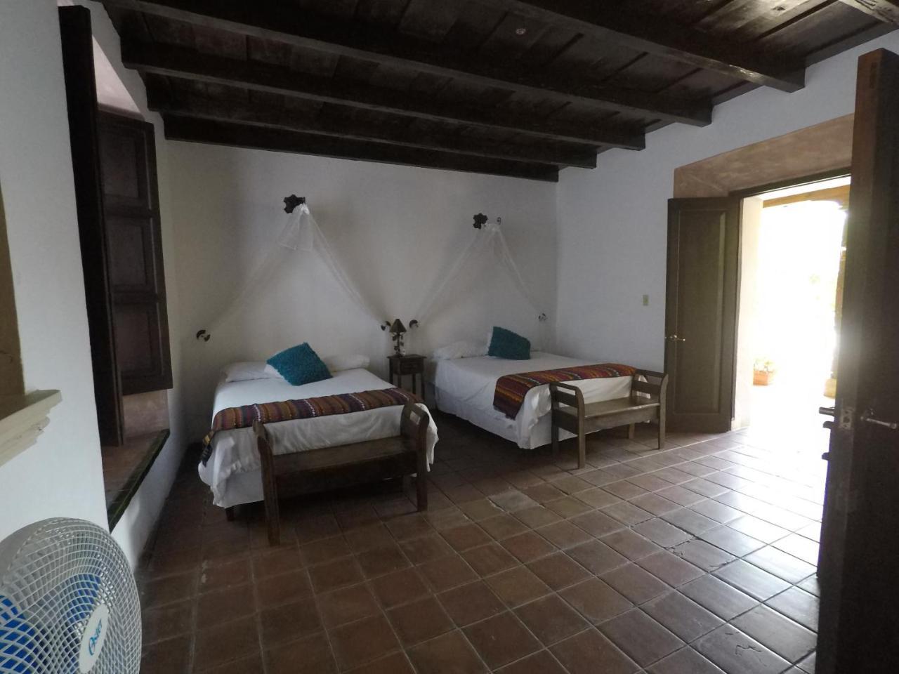 Hotel Monasterio Антигуа-Гватемала Экстерьер фото