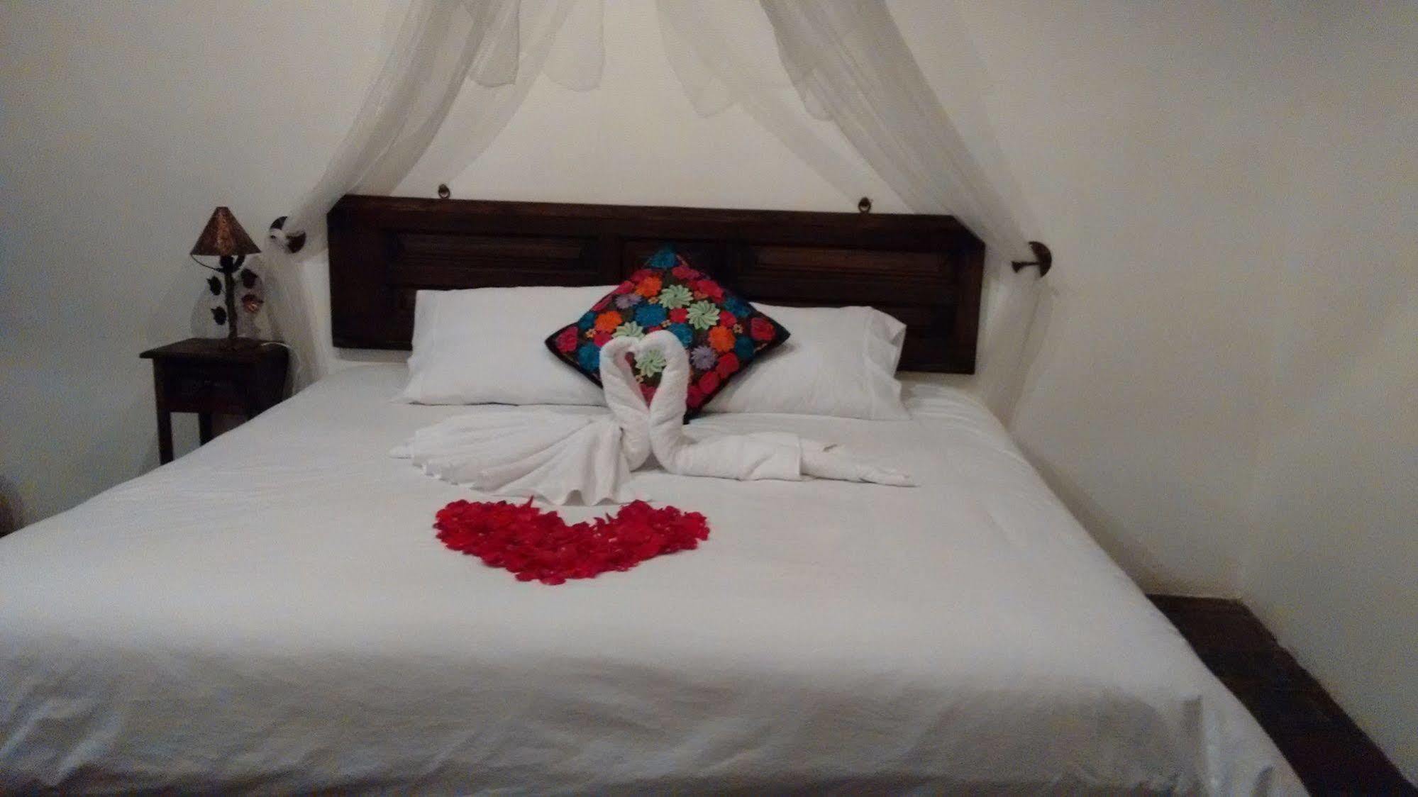 Hotel Monasterio Антигуа-Гватемала Экстерьер фото