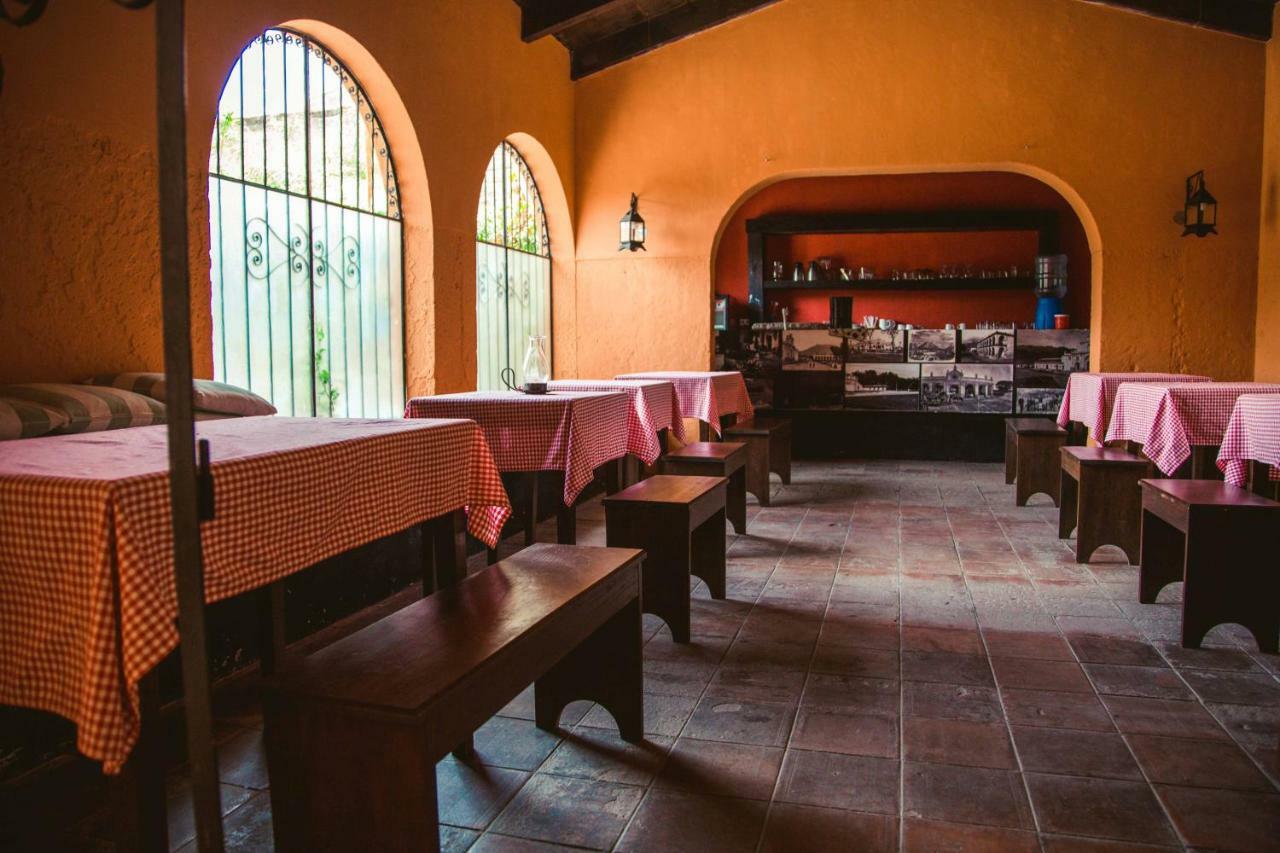 Hotel Monasterio Антигуа-Гватемала Экстерьер фото