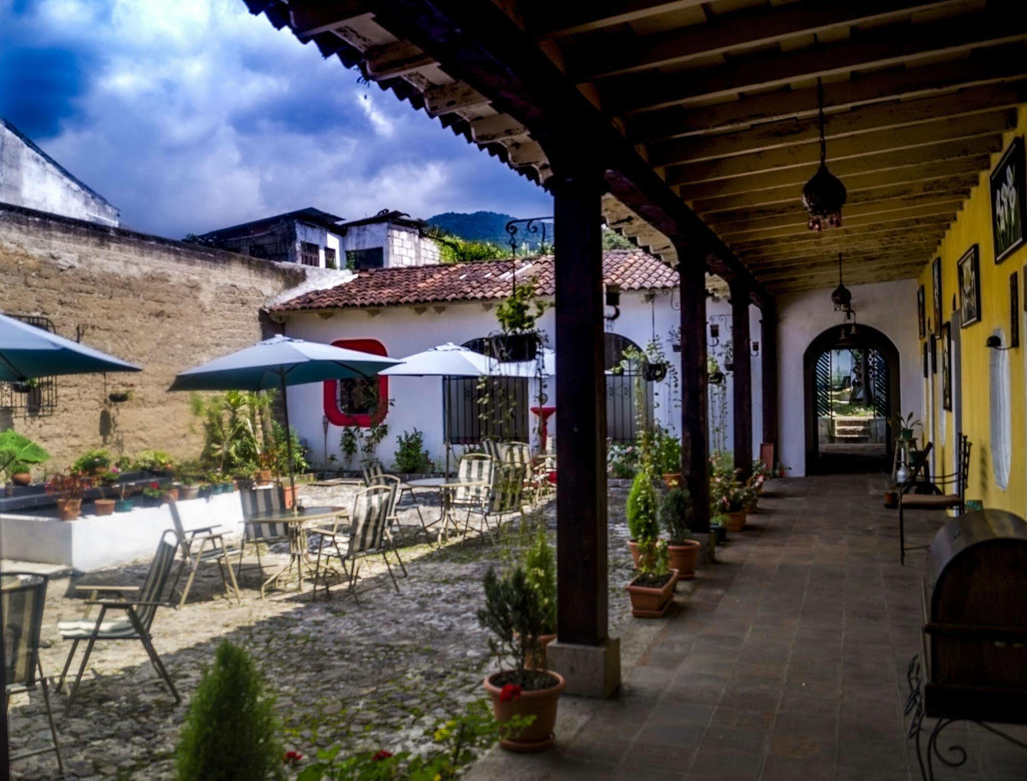 Hotel Monasterio Антигуа-Гватемала Экстерьер фото